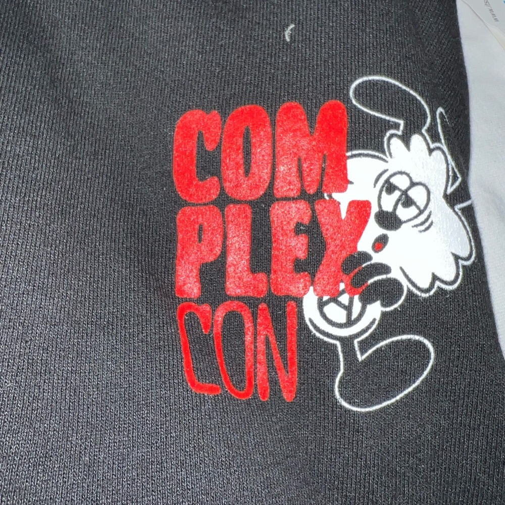 Complexcon X verdy hoodie size XL This item is brand new.
